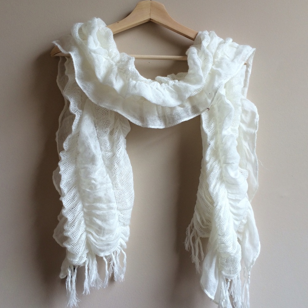 White lace scarf or shawl